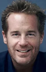 Адам Джеймс